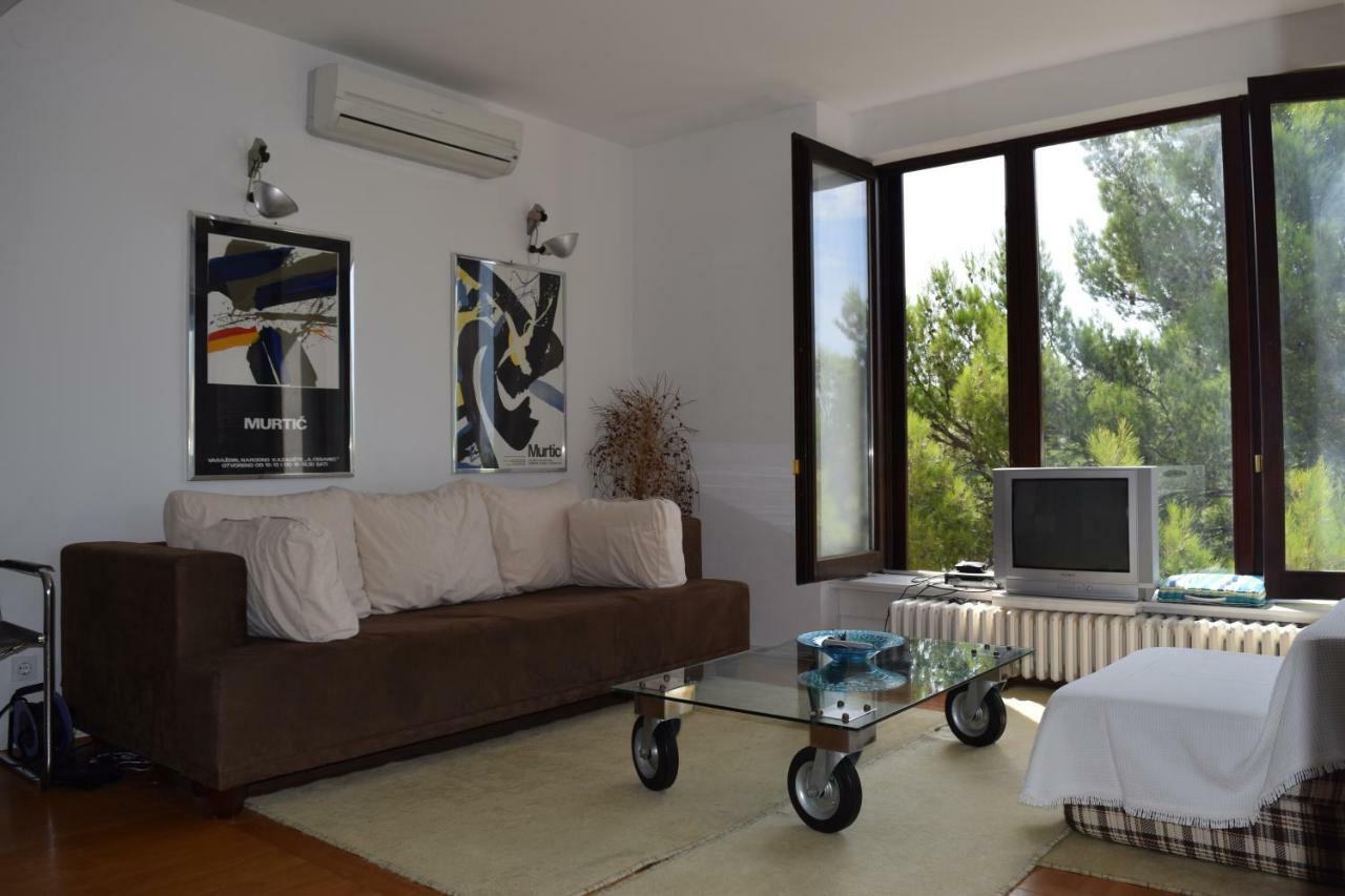 Apartments Polic Primosten Luaran gambar